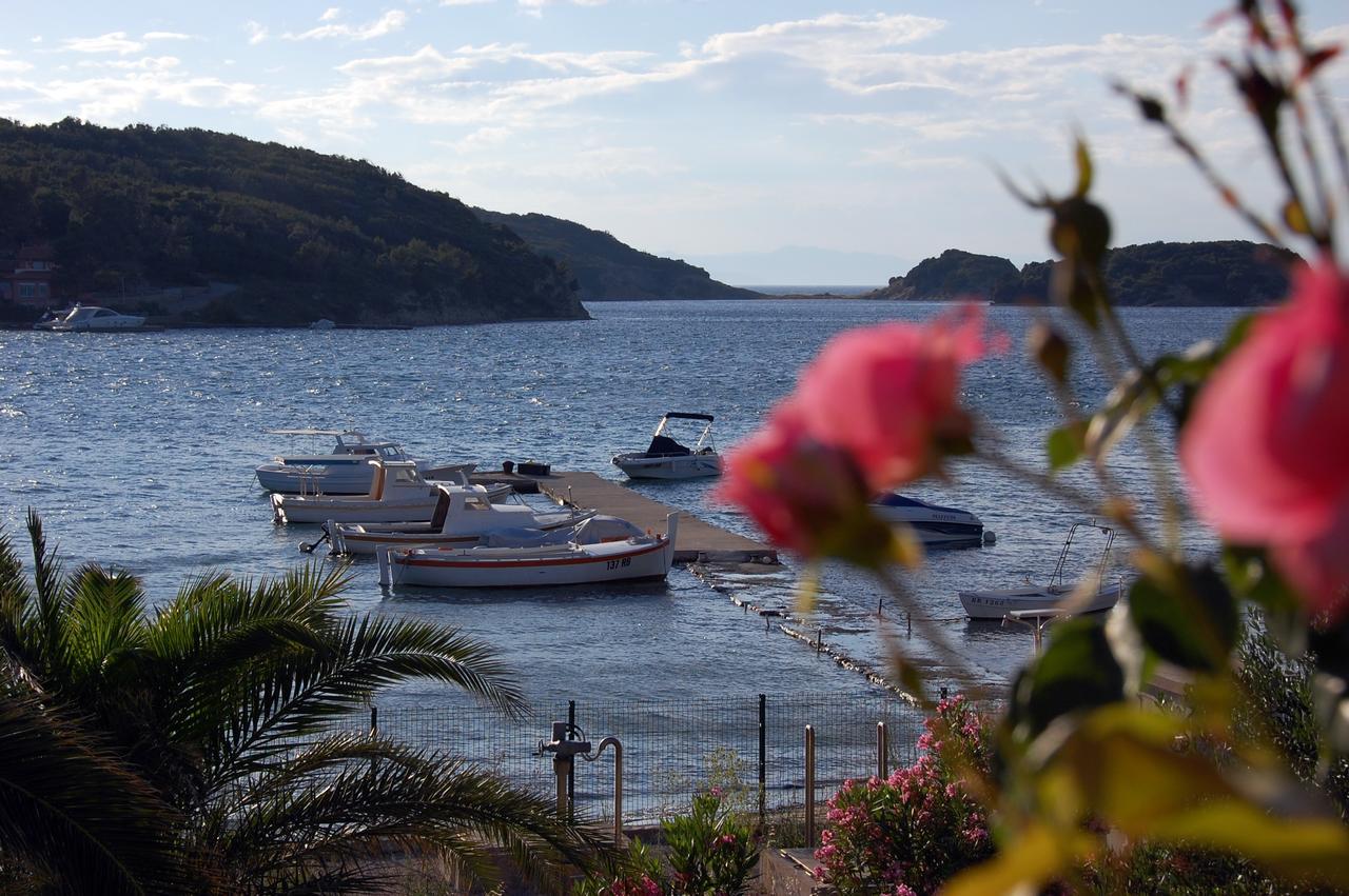 Beach Villa Ema Supetarska Draga Exterior foto